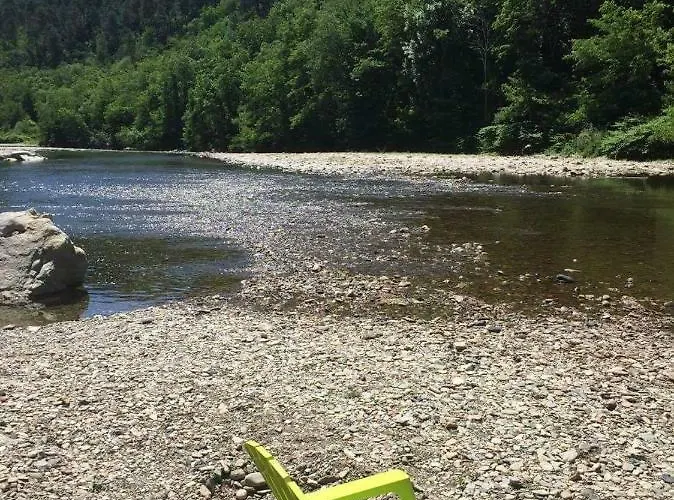 캠프장 Des Drouilhedes